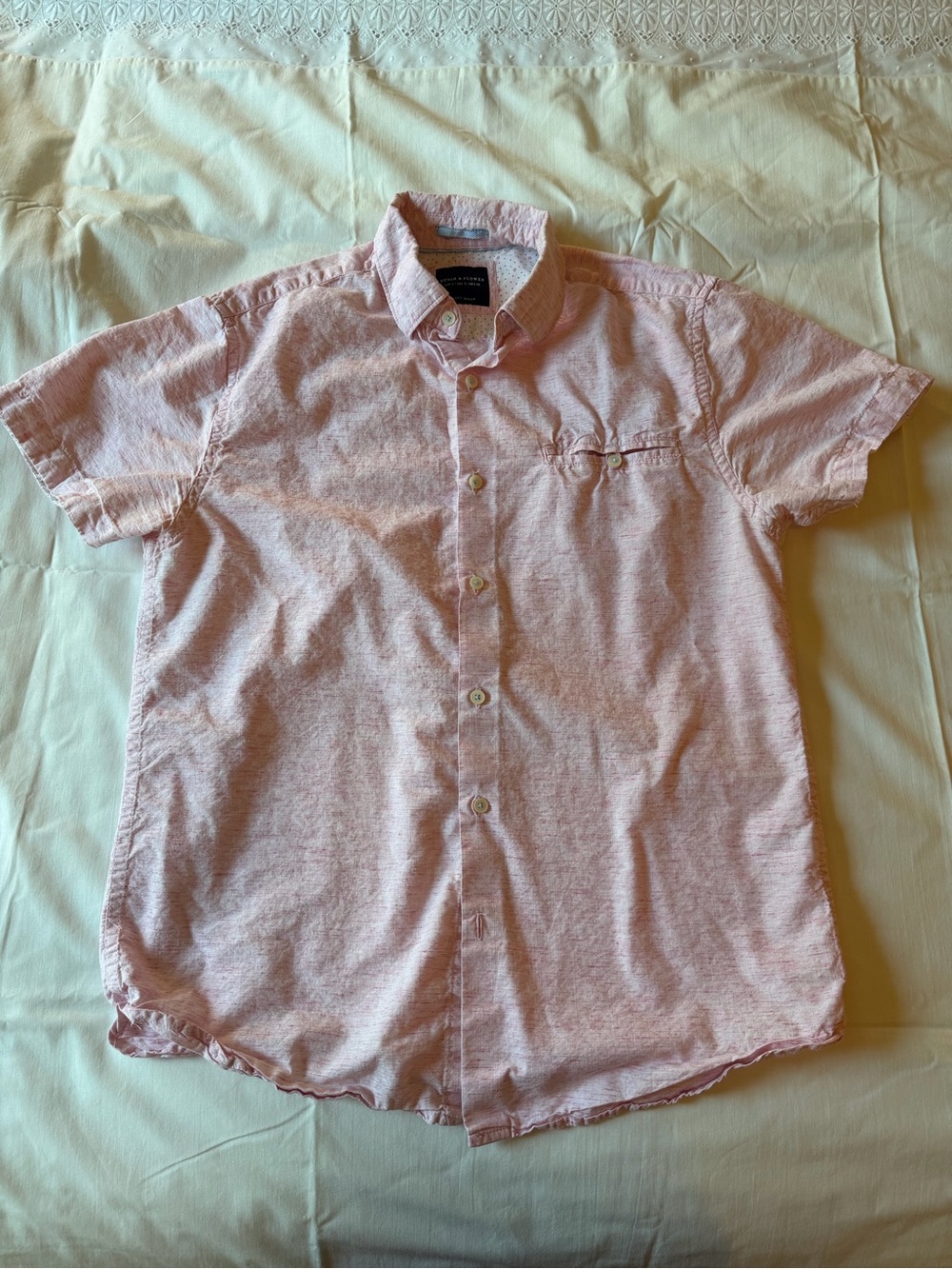 Denim & Flower Light Pink Short-Sleeve Button-Down Shirt